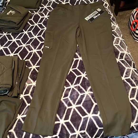 Grey’s Anatomy Impact Moto scrubs - Picture 3 of 11